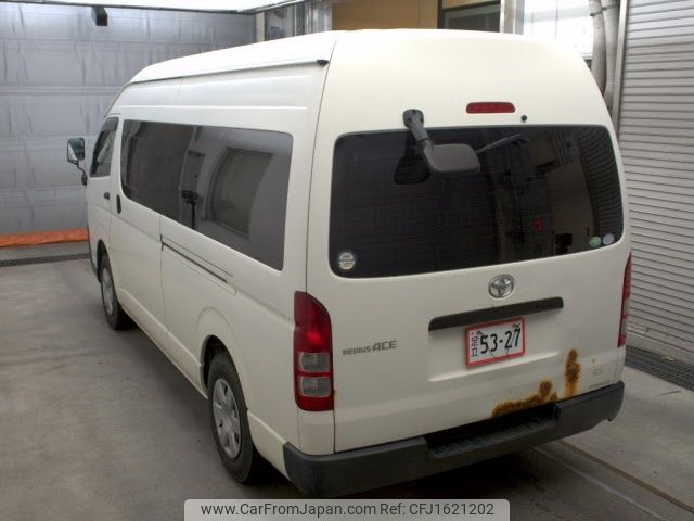 toyota regiusace-van 2015 CFJ1621202 image 2