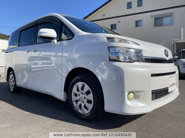 toyota voxy 2013 -TOYOTA--Voxy DBA-ZRR70G--ZRR70-0589091---TOYOTA--Voxy DBA-ZRR70G--ZRR70-0589091- image 2