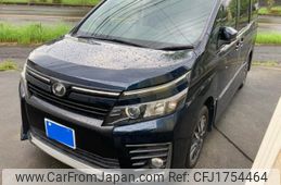 toyota voxy 2014 CFJ1754464