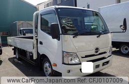 hino dutro 2024 GOO_NET_EXCHANGE_0707934A30240806W003