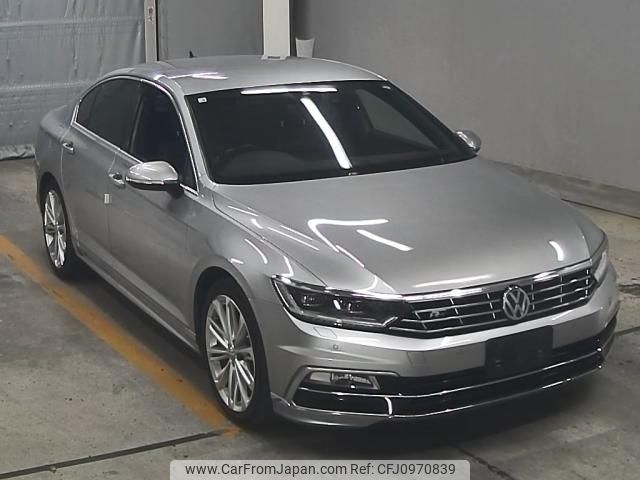 volkswagen passat 2016 -VOLKSWAGEN--VW Passat WVWZZZ3CZHE008677---VOLKSWAGEN--VW Passat WVWZZZ3CZHE008677- image 1