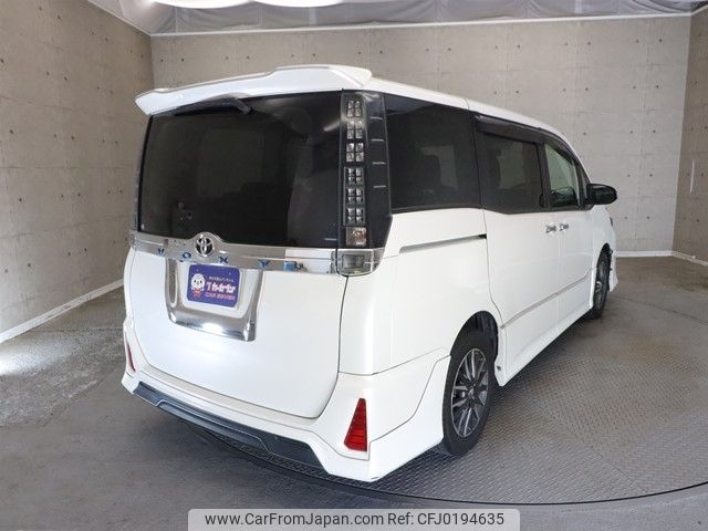 toyota voxy 2014 -TOYOTA--Voxy DBA-ZRR80W--ZRR80-0017661---TOYOTA--Voxy DBA-ZRR80W--ZRR80-0017661- image 2