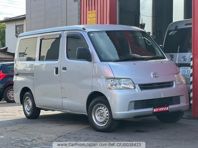 toyota liteace-van 2010 GOO_JP_700031036430240722001 image 1