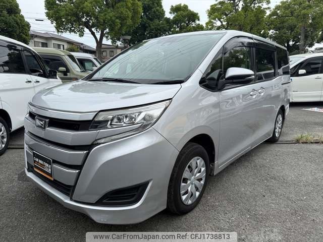 toyota noah 2018 CFJ1738813 image 2