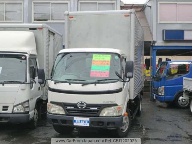 hino dutro 2010 GOO_NET_EXCHANGE_0705359A30250526W001 image 1