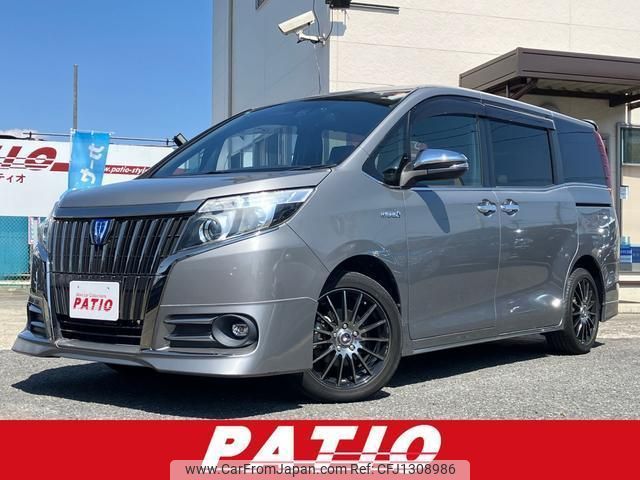 toyota esquire 2017 quick_quick_ZWR80G_ZWR80-0237543 image 1