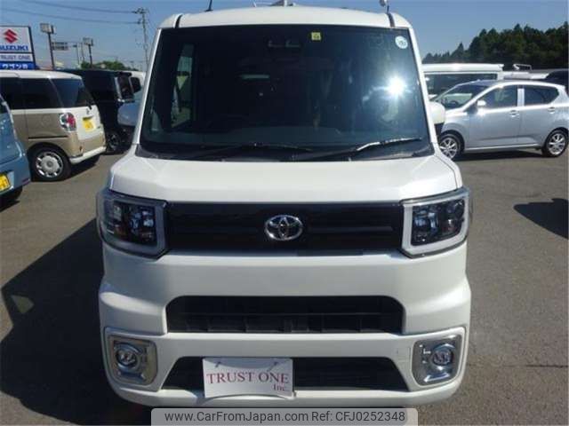 toyota pixis-mega 2019 -TOYOTA--Pixis Mega DBA-LA700A--LA700A-0025122---TOYOTA--Pixis Mega DBA-LA700A--LA700A-0025122- image 2