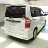 toyota noah 2009 ENHANCEAUTO_1_ea286464 image 3