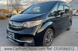 honda stepwagon-spada 2017 GOO_JP_700070896330241222004