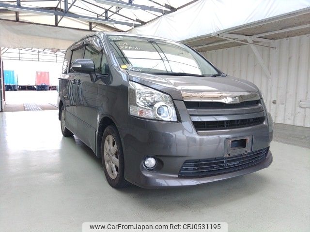 toyota noah 2008 ENHANCEAUTO_1_ea291569 image 1