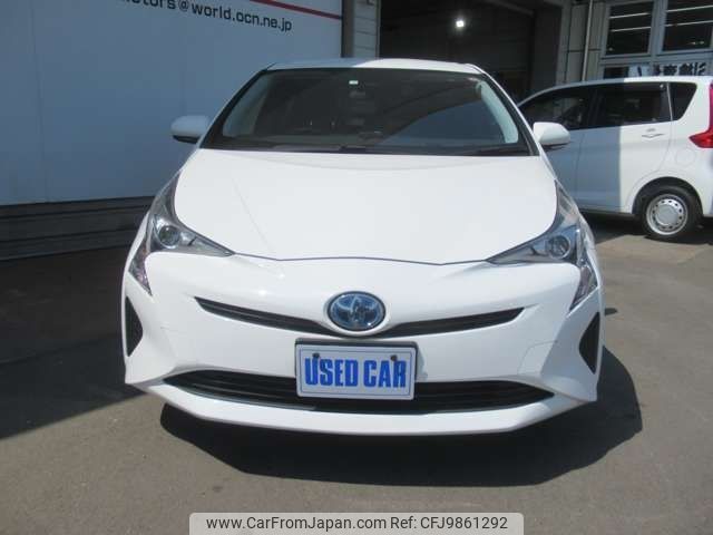 toyota prius 2018 -TOYOTA--Prius DAA-ZVW55--ZVW55-8060895---TOYOTA--Prius DAA-ZVW55--ZVW55-8060895- image 2