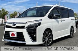 toyota voxy 2018 -TOYOTA--Voxy DBA-ZRR80W--ZRR80-0393647---TOYOTA--Voxy DBA-ZRR80W--ZRR80-0393647-