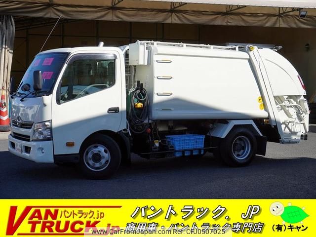 hino dutro 2017 GOO_NET_EXCHANGE_0540277A30241122W001 image 1