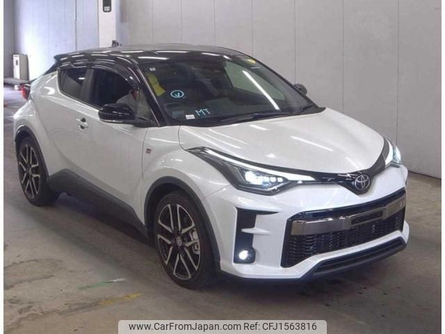 toyota c-hr 2022 CFJ1563816 image 1