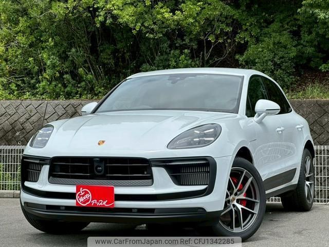 porsche macan 2023 quick_quick_J1NU_WP1ZZZ95ZPLB31772 image 1