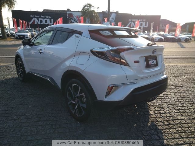 toyota c-hr 2018 -TOYOTA--C-HR DAA-ZYX10--ZYX10-2099359---TOYOTA--C-HR DAA-ZYX10--ZYX10-2099359- image 2