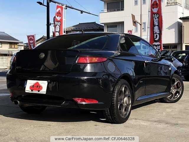 alfa-romeo gt 2010 504928-927210 image 2