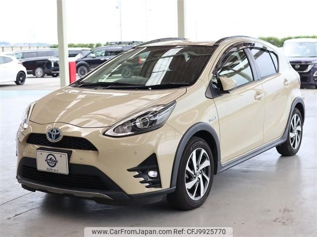 toyota aqua 2018 -TOYOTA--AQUA DAA-NHP10H--NHP10-6781820---TOYOTA--AQUA DAA-NHP10H--NHP10-6781820- image 1