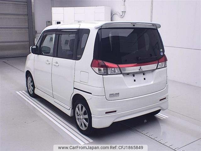 mitsubishi delica-d2 2012 CFJ1865849 image 2