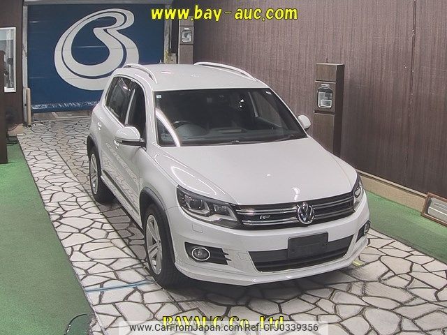 volkswagen tiguan 2014 -VOLKSWAGEN--VW Tiguan 5NCTH-WVGZZZ5NZFW010907---VOLKSWAGEN--VW Tiguan 5NCTH-WVGZZZ5NZFW010907- image 1