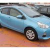 toyota aqua 2014 quick_quick_DAA-NHP10_NHP10-2384403 image 11