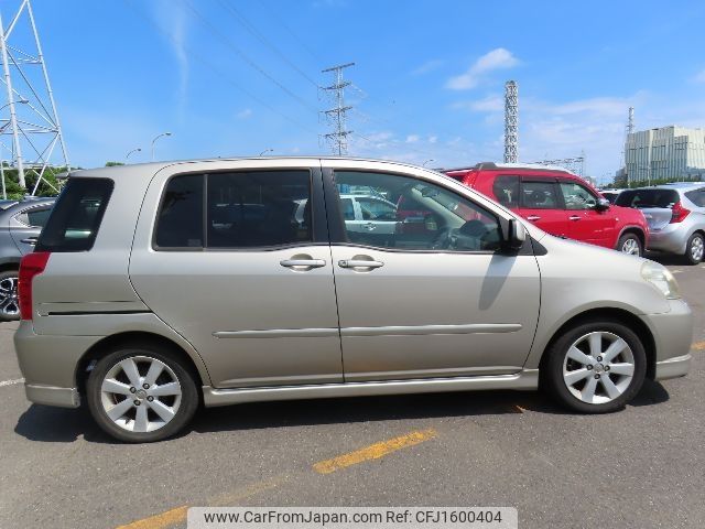toyota raum 2004 CFJ1600404 image 1