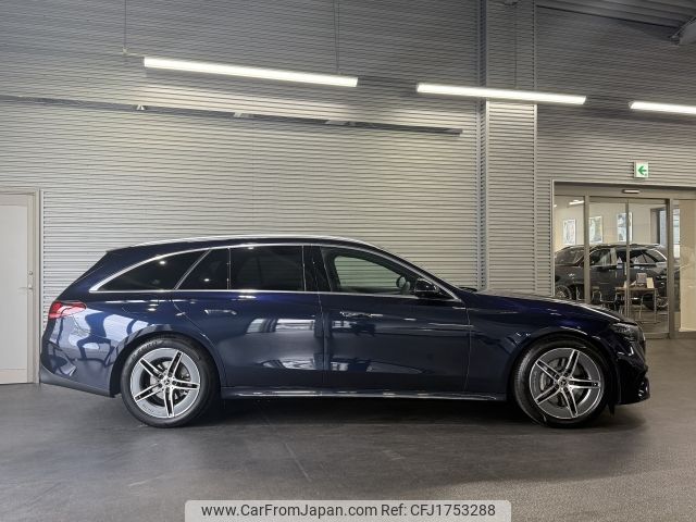 mercedes-benz e-class-station-wagon 2025 CFJ1753288 image 2