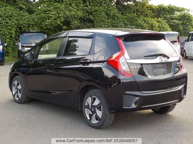 honda fit 2015 -HONDA--Fit DAA-GP5--GP5-4004506---HONDA--Fit DAA-GP5--GP5-4004506- image 2