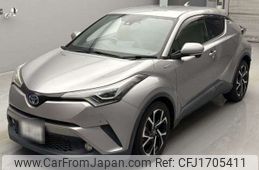 toyota c-hr 2017 CFJ1705411