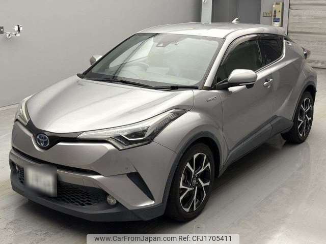 toyota c-hr 2017 CFJ1705411 image 1