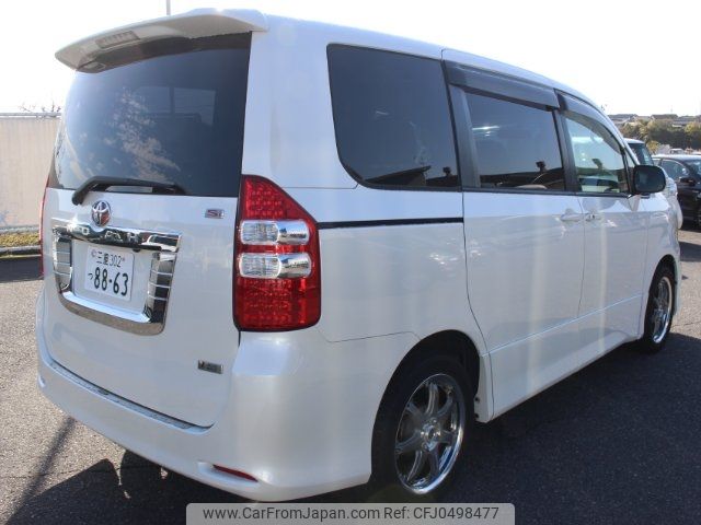 toyota noah 2010 -TOYOTA 【三重 302ﾂ8863】--Noah ZRR70W--0334916---TOYOTA 【三重 302ﾂ8863】--Noah ZRR70W--0334916- image 2