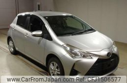 toyota vitz 2017 CFJ1506577