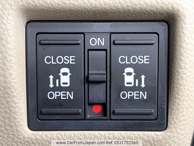 honda n-box 2018 CFJ1752360 image 2