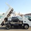 isuzu-elf-truck-2016-16068-car_b840f1fb-f072-4edb-81f8-3d57f13966ca