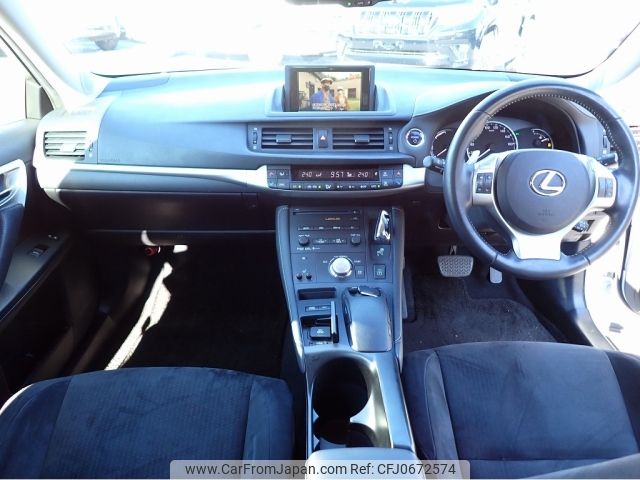 lexus ct 2011 -LEXUS--Lexus CT DAA-ZWA10--ZWA10-2075114---LEXUS--Lexus CT DAA-ZWA10--ZWA10-2075114- image 2