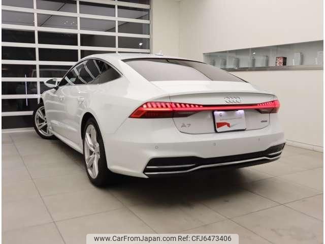audi a7-sportback 2018 quick_quick_AAA-F2DLZS_WAUZZZF22KN003298 image 2