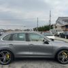 porsche cayenne 2011 GOO_JP_700070884830240331011 image 5