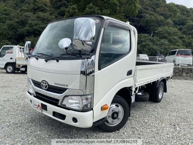 toyota dyna-truck 2017 -TOYOTA--Dyna TKG-XZU605--XZU605-0018819---TOYOTA--Dyna TKG-XZU605--XZU605-0018819- image 1