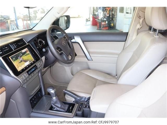 toyota land-cruiser-prado 2018 -TOYOTA--Land Cruiser Prado LDA-GDJ150W--GDJ150-0034479---TOYOTA--Land Cruiser Prado LDA-GDJ150W--GDJ150-0034479- image 2