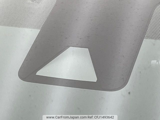 toyota aqua 2021 -TOYOTA--AQUA 6AA-MXPK11--MXPK11-2014625---TOYOTA--AQUA 6AA-MXPK11--MXPK11-2014625- image 2