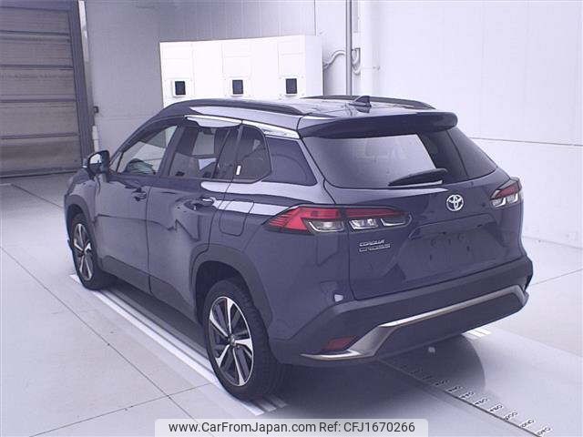 toyota corolla-cross 2024 CFJ1670266 image 2
