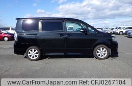 toyota voxy 2007 NIKYO_PF77135