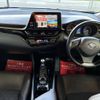 toyota c-hr 2017 quick_quick_DAA-ZYX10_ZYX10-2088824 image 3