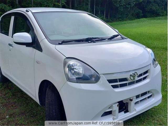 toyota pixis-epoch 2013 CFJ1595898 image 1