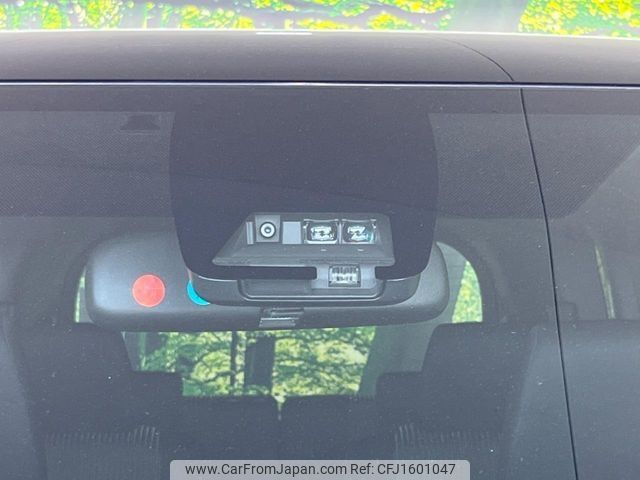toyota voxy 2018 CFJ1601047 image 2