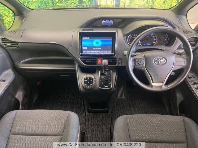 toyota voxy 2014 -TOYOTA--Voxy DBA-ZRR80G--ZRR80-0042490---TOYOTA--Voxy DBA-ZRR80G--ZRR80-0042490- image 2