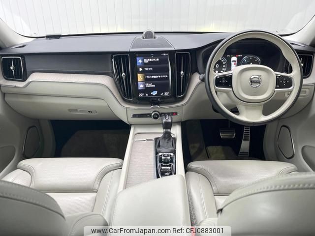 volvo xc60 2018 quick_quick_UD4204TXC_YV1UZA8MCK1221309 image 2