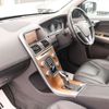 volvo xc60 2017 CFJ1628939 image 17