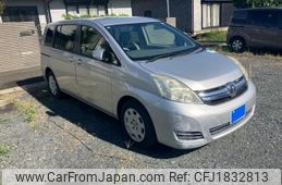 toyota isis 2012 CFJ1832813