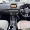 mazda axela 2016 CFJ1802754 image 2